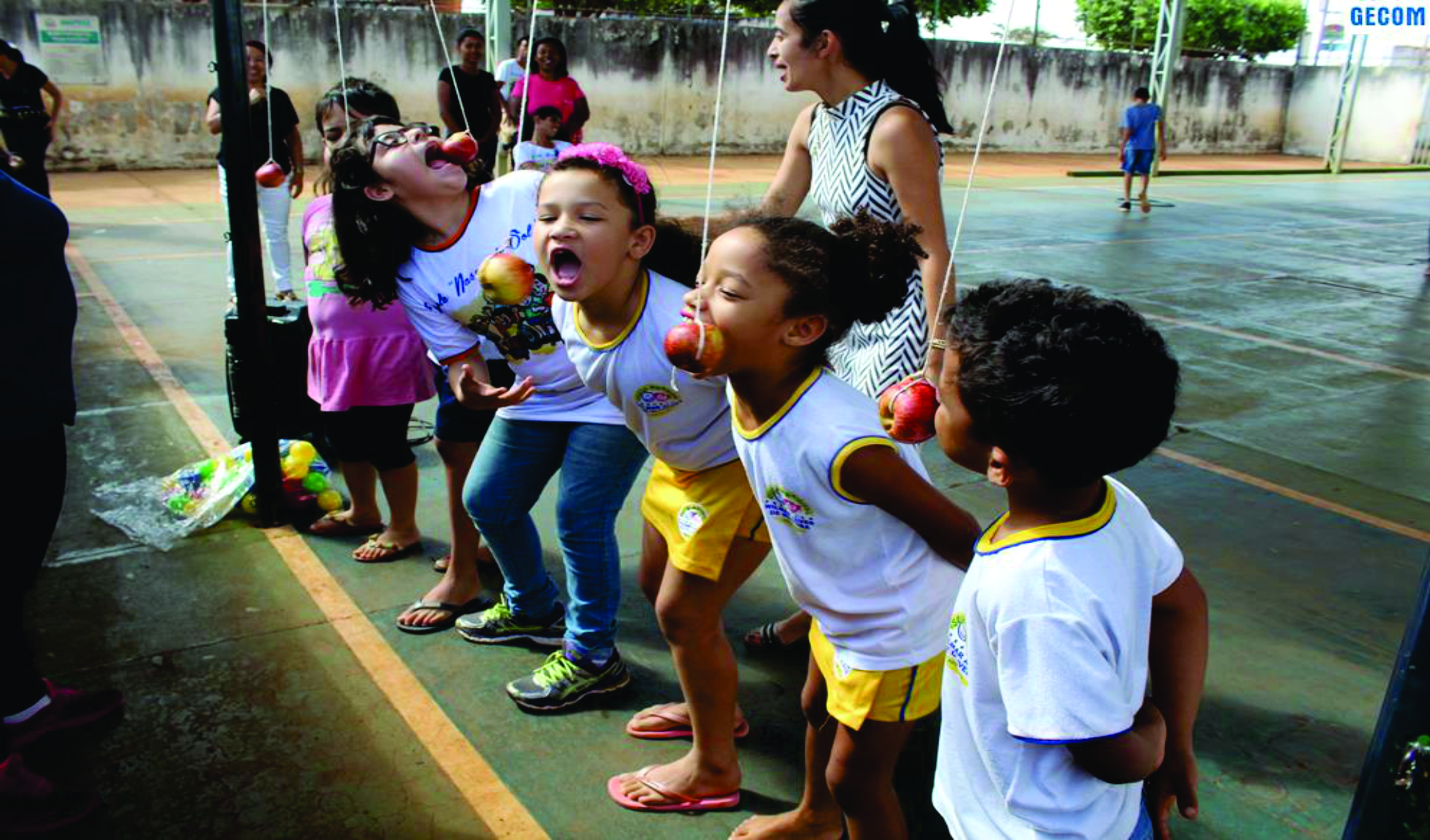 Imagem destaque notícia ATIVIDADES S&Oacute;CIO-RECREATIVAS INTEGRAM ALUNOS DA APAE E DA ESCOLA PREFEITO WILMAR