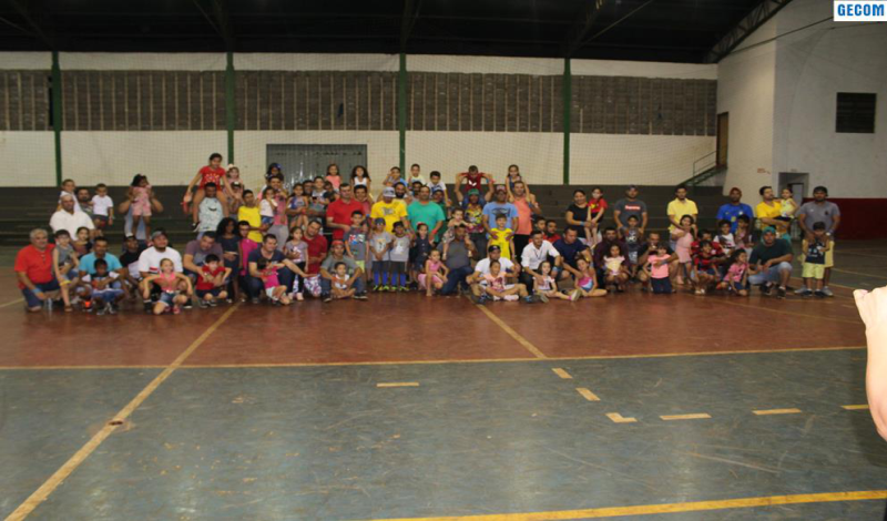 Imagem destaque notícia EMEI L&Aacute;PIS DE COR REALIZA A&Ccedil;&Atilde;O S&Oacute;CIO-RECREATIVA PARA COMEMORAR O M&Ecirc;S DOS PAIS