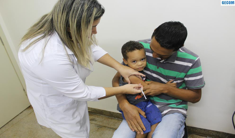 Imagem destaque notícia ARAPORÃ SUPERA META DO MINISTÉRIO DA SAÚDE NA VACINAÇÃO CONTRA PÓLIO E SARAMPO