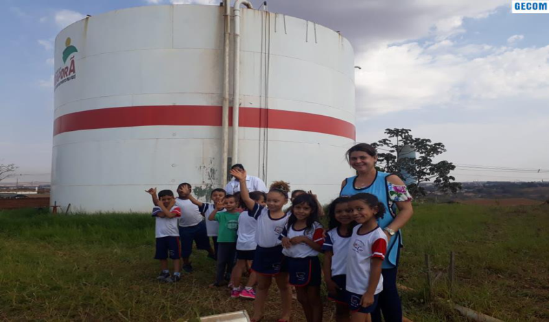 Imagem destaque notícia NA SEMANA DA &Aacute;GUA ALUNOS DA EMEI L&Aacute;PIS DE COR CONHECEM ETA E MANANCIAIS