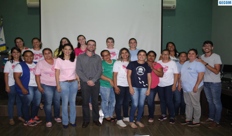 Imagem destaque notícia SECRETARIA DA SAÚDE DE ARAPORÃ REALIZA CAMPANHA ABRAÇO ROSA PARA CHAMAR A ATENÇÃO CONTRA O CÂNCER DE MAMA