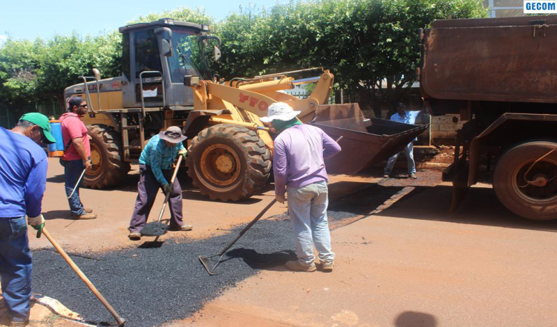 Imagem destaque notícia PREFEITURA DESENCADEIA OPERAÇÃO TAPA-BURACO
