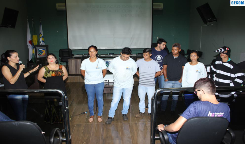 Imagem destaque notícia NO DIA DE MOBILIZAÇÃO CONTRA A DENGUE EQUIPES DE LIMPEZA SÃO CONVIDADAS A MULTIPLICAR ORIENTAÇÕES DE COMBATE AO MOSQUITO AEDES AEGYPTI