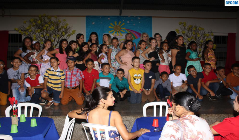 Imagem destaque notícia ESCOLA PREFEITO WILMAR CONFRATERNIZA COM ALUNOS CONCLUINTES DO 4&ordm; ANO