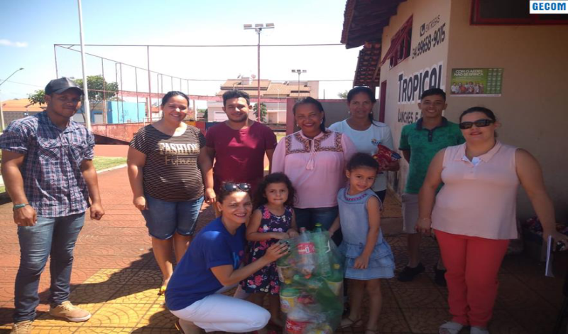Imagem destaque notícia COM AÇÃO NA PRAÇA ENDEMIAS ENVOLVE COMUNIDADE NA LUTA CONTRA A DENGUE