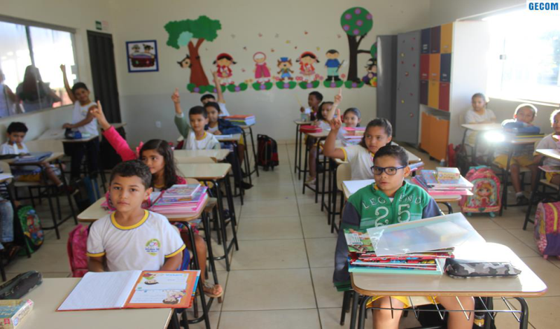 Imagem destaque notícia TEM INÍCIO ANO LETIVO NA REDE MUNICIPAL DE ENSINO DE ARAPORÃ