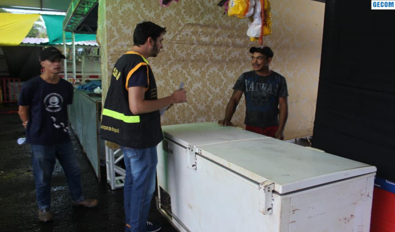 Imagem destaque notícia VISA INSPECIONA E ORIENTA COMERCIANTES DURANTE O CARNAVAL