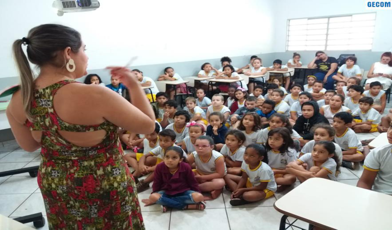 Imagem destaque notícia ESCOLA MOSTRA PARA ALUNOS IMPORT&Acirc;NCIA DA ALIMENTA&Ccedil;&Atilde;O SAUD&Aacute;VEL