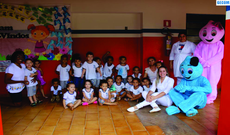 Imagem destaque notícia SAÚDE VAI ÀS ESCOLAS ATUALIZAR CARTÃO DE VACINAS