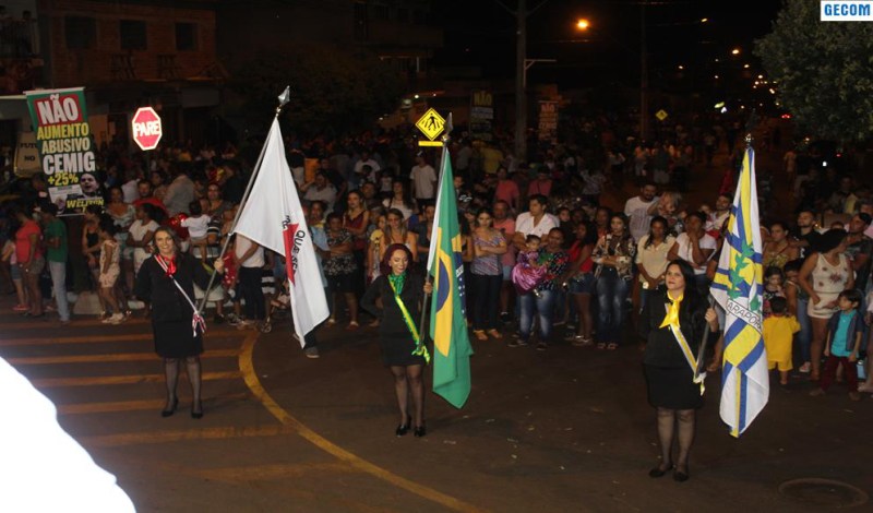 Imagem destaque notícia DESFILE C&Iacute;VICO-ESTUDANTIL ABRIR&Aacute; PROGRAMA&Ccedil;&Atilde;O FESTIVA DO ANIVERS&Aacute;RIO DE ARAPOR&Atilde;