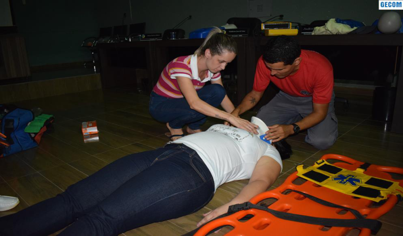 Imagem destaque notícia CORPO DE BOMBEIROS CAPACITA EQUIPE DA SAÚDE EM APH E PRIMEIROS SOCORROS