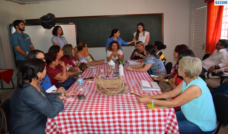 Imagem destaque notícia SEMEC PROMOVE REUNI&Atilde;O T&Eacute;CNICA PARA ALINHAR DI&Aacute;RIO ELETR&Ocirc;NICO