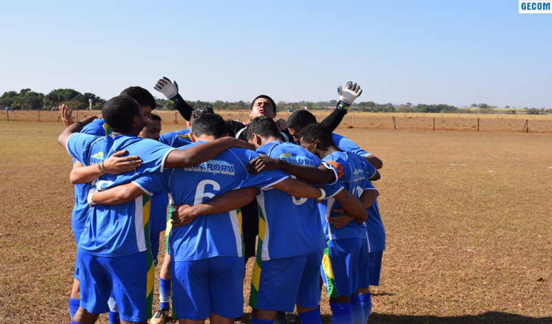 Imagem destaque notícia ARA EMPATA E SEGUE NA COPA ITUMBIARA DE FUTEBOL AMADOR