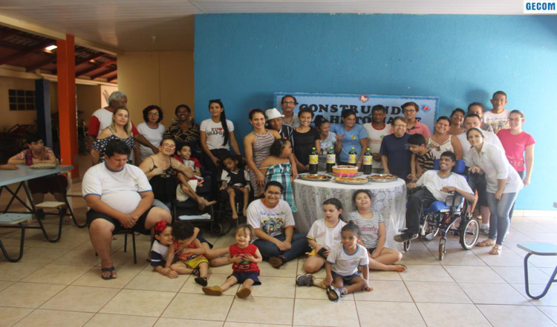 Imagem destaque notícia APAE COMEMORA ANIVERS&Aacute;RIO DE ALUNOS E FUNCION&Aacute;RIOS