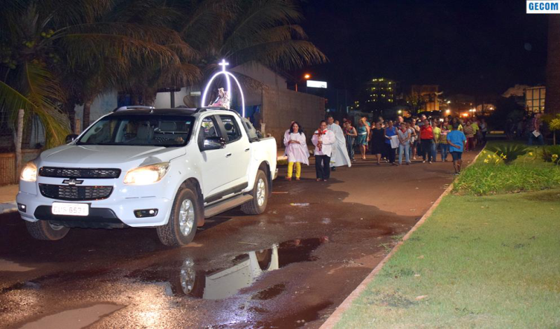 Imagem destaque notícia ARAPORÃ CELEBRA FESTA EM HONRA A NOSSA SENHORA DA GUIA