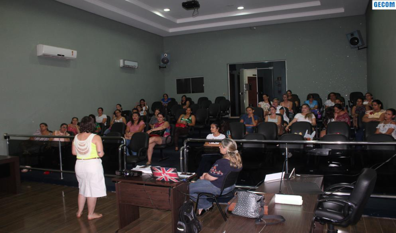 Imagem destaque notícia SEMEC OFERECE FORMAÇÃO CONTINUADA PARA PROFESSORES E ESPECIALISTAS