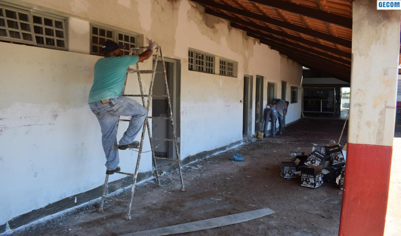 Imagem destaque notícia REFORMA DA ESCOLA PREFEITO WILMAR SER&Aacute; ENTREGUE EM MAR&Ccedil;O