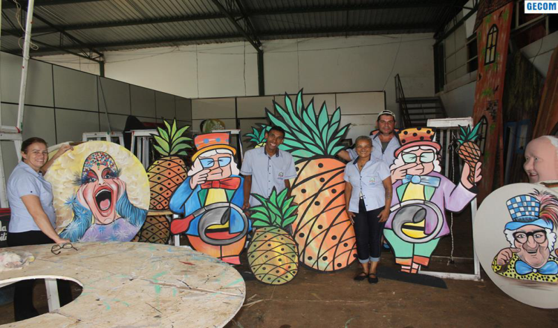 Imagem destaque notícia CARNAVAL DE ARAPOR&Atilde; COME&Ccedil;A A GANHAR CORES E FORMAS
