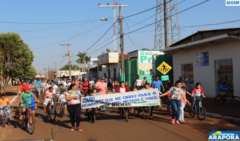 Imagem destaque notícia Escola Prefeito Wilmar comemora Dia dos Pais com passeio ciclístico