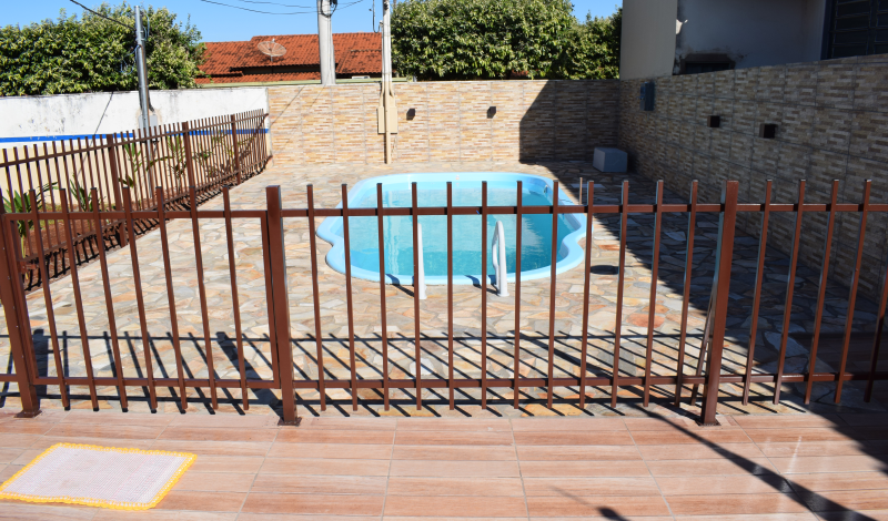 Imagem destaque notícia APAE DE ARAPOR&Atilde; ENTREGA PISCINA AQUECIDA PARA ATIVIDADES DE TERAPIA COM ALUNOS