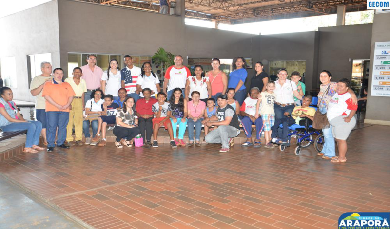 Imagem destaque notícia Posto Décio oferece almoço para alunos da APAE