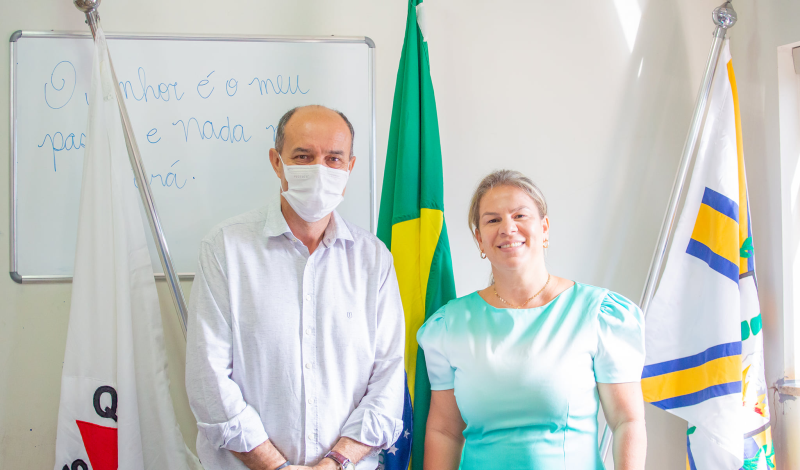 Imagem destaque notícia PREFEITA RENATA RECEBE A VISITA DO CHEFE DO EXECUTIVO ITUMBIARENSE