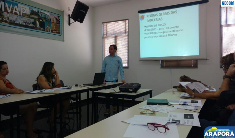 Imagem destaque notícia SEMEC participa de reunião do CIE/AMVAP