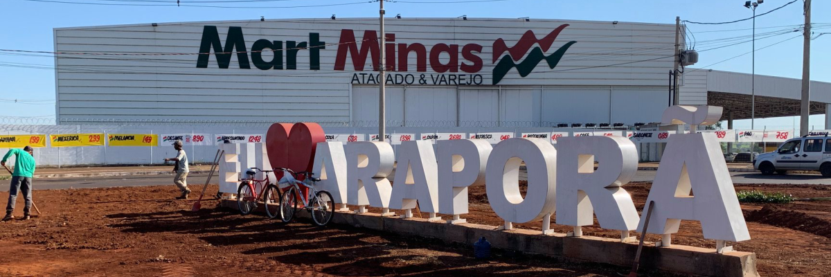 Imagem destaque notícia PREFEITURA TRABALHA NA URBANIZAÇÃO E PAISAGISMO DE ROTATÓRIA NA AVENIDA SANTA BÁRBARA