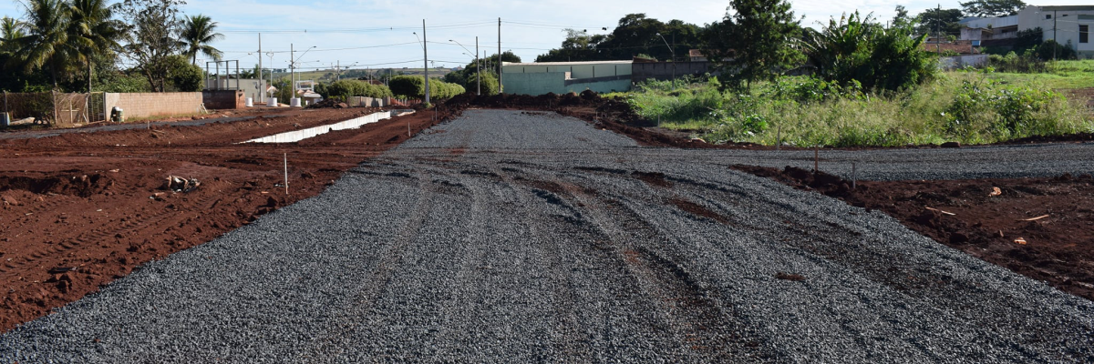 Imagem destaque notícia TRECHO FINAL DA AVENIDA AFONSO PENNA ESTÁ GANHANDO PAVIMENTAÇÃO