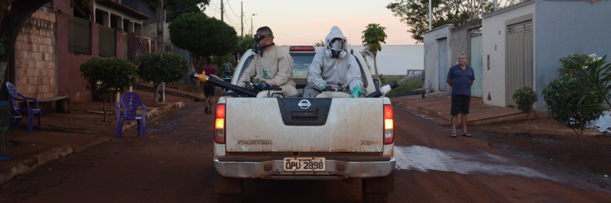 Imagem destaque notícia SA&Uacute;DE COMBATE AEDES AEGYPTI COM FUMAC&Ecirc; NAS RUAS