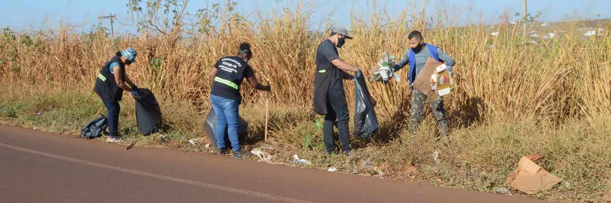 Imagem destaque notícia COM FOR&Ccedil;A TAREFA NAS RUAS, PREFEITURA DE ARAPOR&Atilde; COMBATE MOSQUITO DA DENGUE