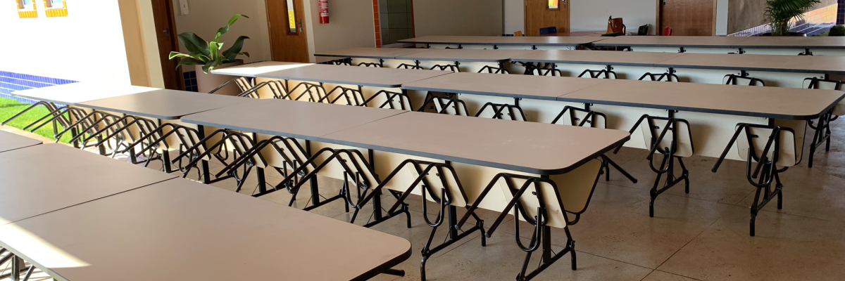 Imagem destaque notícia SETORES DA PREFEITURA RECEBEM NOVOS M&Oacute;VEIS