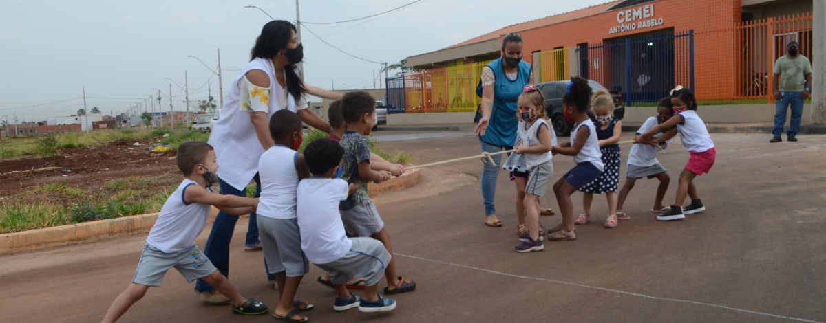 Imagem destaque notícia REDE MUNICIPAL PROPORCIONA ATIVIDADES L&Uacute;DICAS PARA CELEBRA A SEMANA DA CRIAN&Ccedil;A