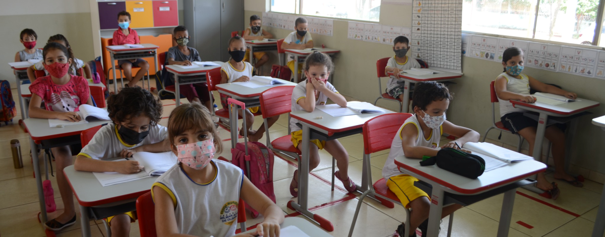 Imagem destaque notícia REDE MUNICIPAL DE ARAPOR&Atilde; APLICA AVALIA&Ccedil;&Otilde;ES DO SIMAVE