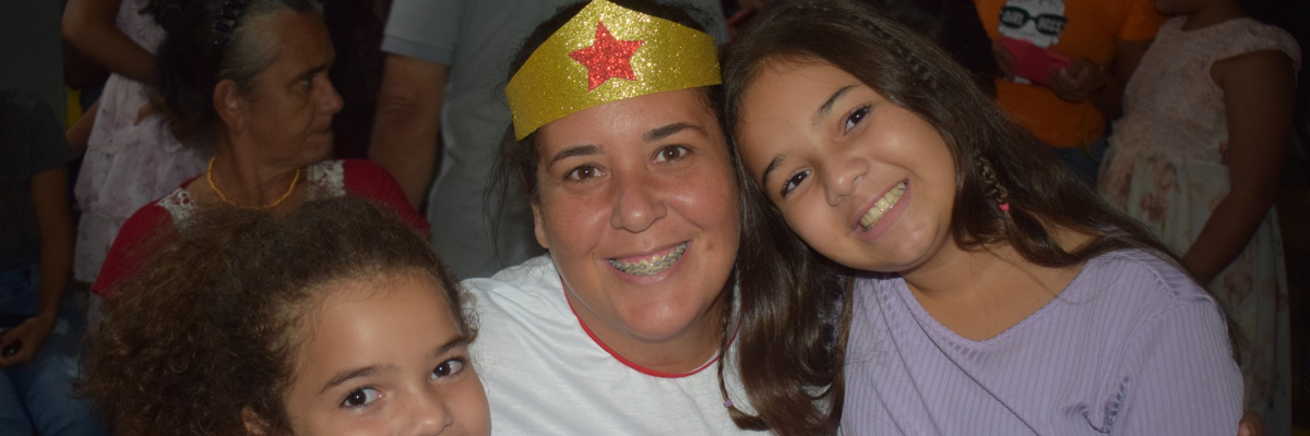 Imagem destaque notícia SEMANA DE HOMENAGEM PARA AS MÃES NAS ESCOLAS DE ARAPORÃ
