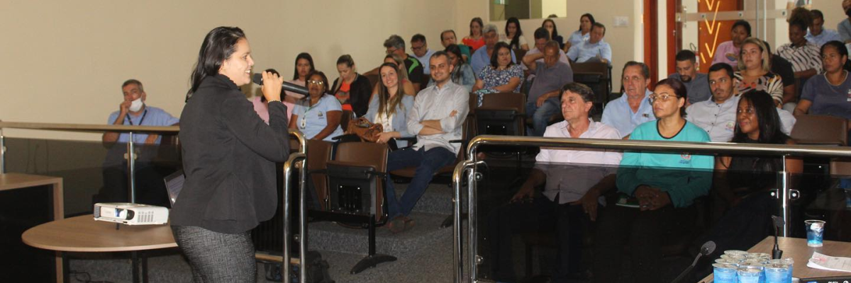 Imagem destaque notícia 1ª AUDIÊNCIA PÚBLICA DE REVISÃO DOS PLANOS MUNICIPAIS DE GESTÃO INTEGRADO DE RESÍDUOS SÓLIDOS E SANEAMENTO BÁSICO DE ARAPORÃ