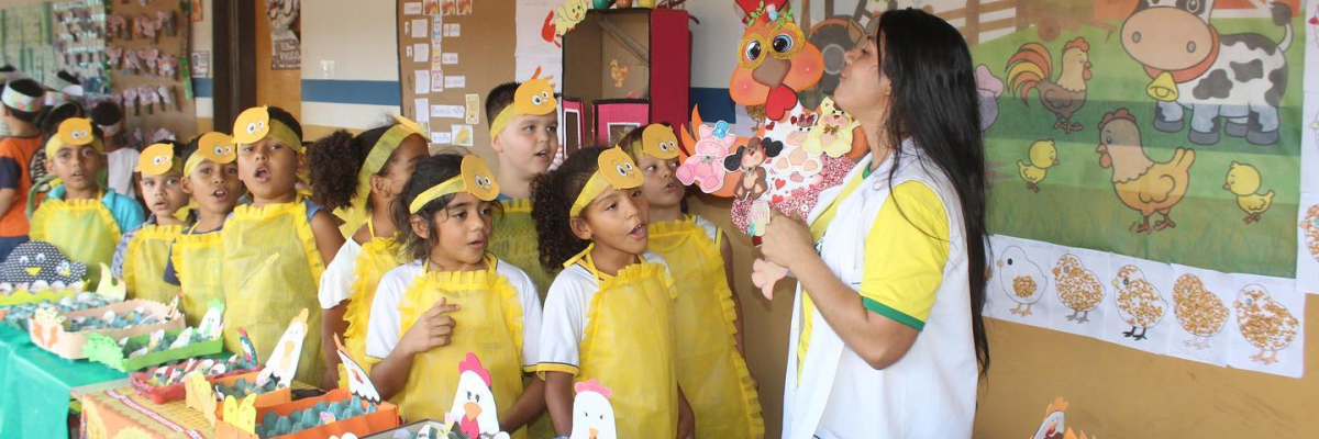 Imagem destaque notícia ESCOLA PREFEITO WILMAR PROMOVE FEIRA LITERÁRIA