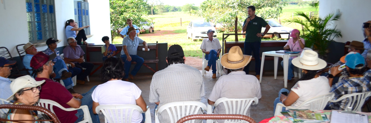 Imagem destaque notícia MUNIC&Iacute;PIO DISCUTE COM PRODUTORES DEMANDAS PARA O AGRONEG&Oacute;CIO E ADEQUA&Ccedil;&Atilde;O &Agrave; INSPE&Ccedil;&Atilde;O SANIT&Aacute;RIA