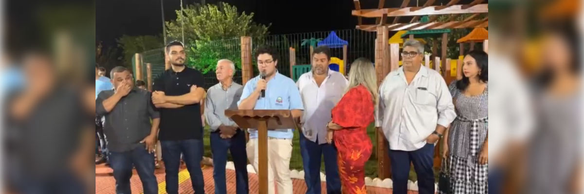 Imagem destaque notícia ENTREGA PARQUE INFANTIL - ARAPORÃ 31 ANOS