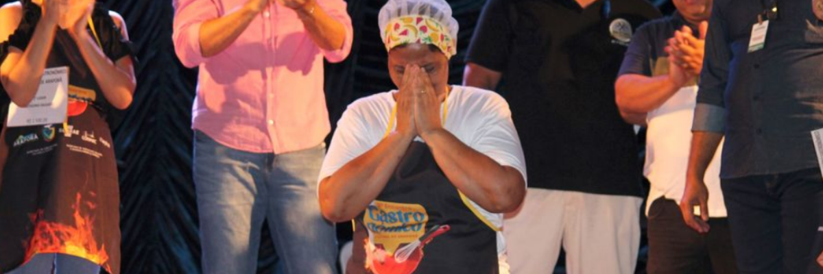 Imagem destaque notícia ENCONTRO GASTRONÔMICO E CULTURAL PREMIA EMPREENDEDORES DESTAQUES NA CULINÁRIA DE ARAPORÃ