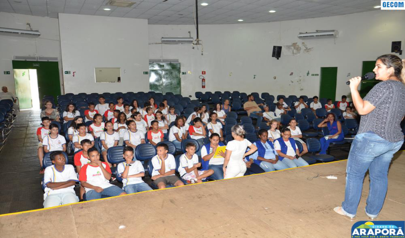Imagem destaque notícia Alunos participam de palestra com o tema DST