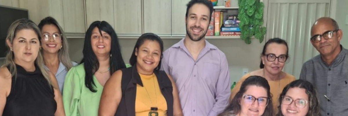 Imagem destaque notícia Equipe do CREAS visita a Casa Amar e se reúne com autoridades em Tupaciguara.