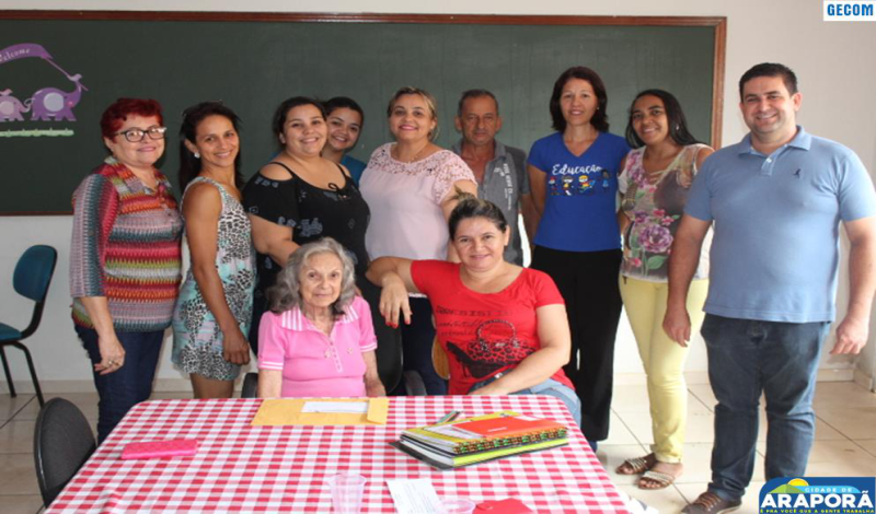 Imagem destaque notícia Empossados membros do Conselho do Fundeb e de Alimentação