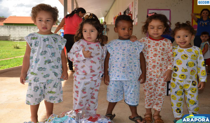 Imagem destaque notícia CEMEI Antônio Rabelo recebe pijamas para educação infantil