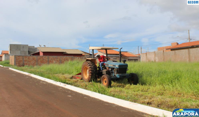 Imagem destaque notícia Prefeitura mobiliza equipes para limpeza da cidade