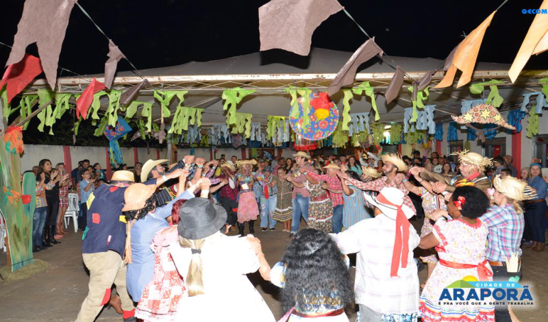 Imagem destaque notícia Com apresenta&ccedil;&atilde;o de quadrilha, 3&ordf; Feijoada do CAIA &eacute; sucesso de p&uacute;blico